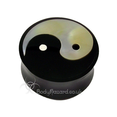 Buffalo Horn Double Flared Plug With Yin Yang Buffalo Horn Double Flared Plug With Yin Yang